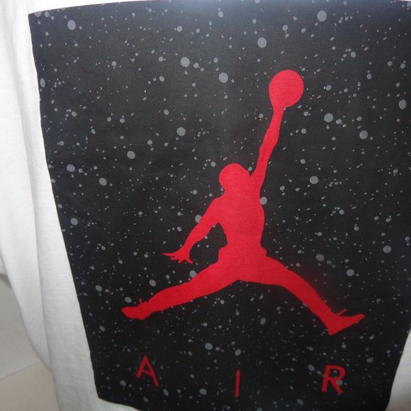 Air Jordan Poolside T-shirt. New. Mens Size: XXL - Picture 2 of 5
